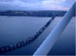 http://www.pictures.flyerlist.org.uk/images/taybridge.jpg (198234 bytes)